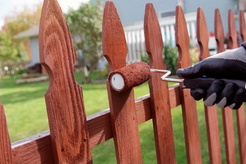 Fence Painting in Melbourne